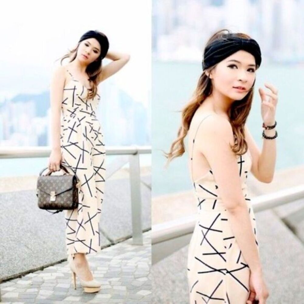 Forever 21 Geo Print Surplice Jumpsuit peach pink size large